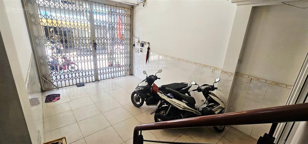 Cho thuê phòng dài hạn, ưu tiên nhân viên văn phòng, lịch sự, yên tĩnh