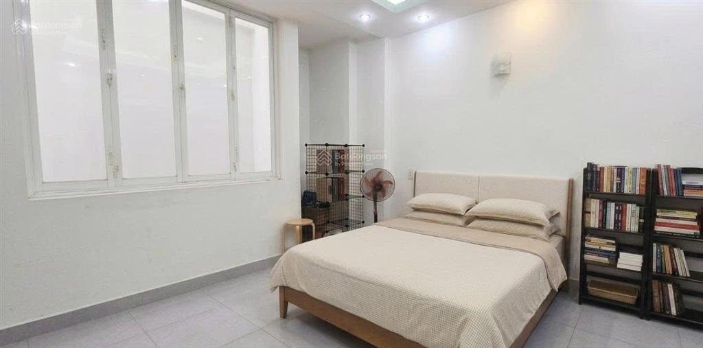 Cho thuê phòng dài hạn, ưu tiên nhân viên văn phòng, lịch sự, yên tĩnh