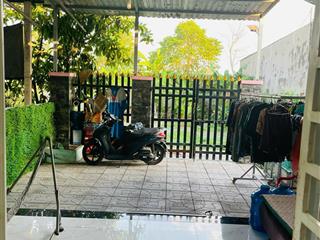 Chính chủ cần bán nhà riêng vị trí tiện ích hiếm giá tốt