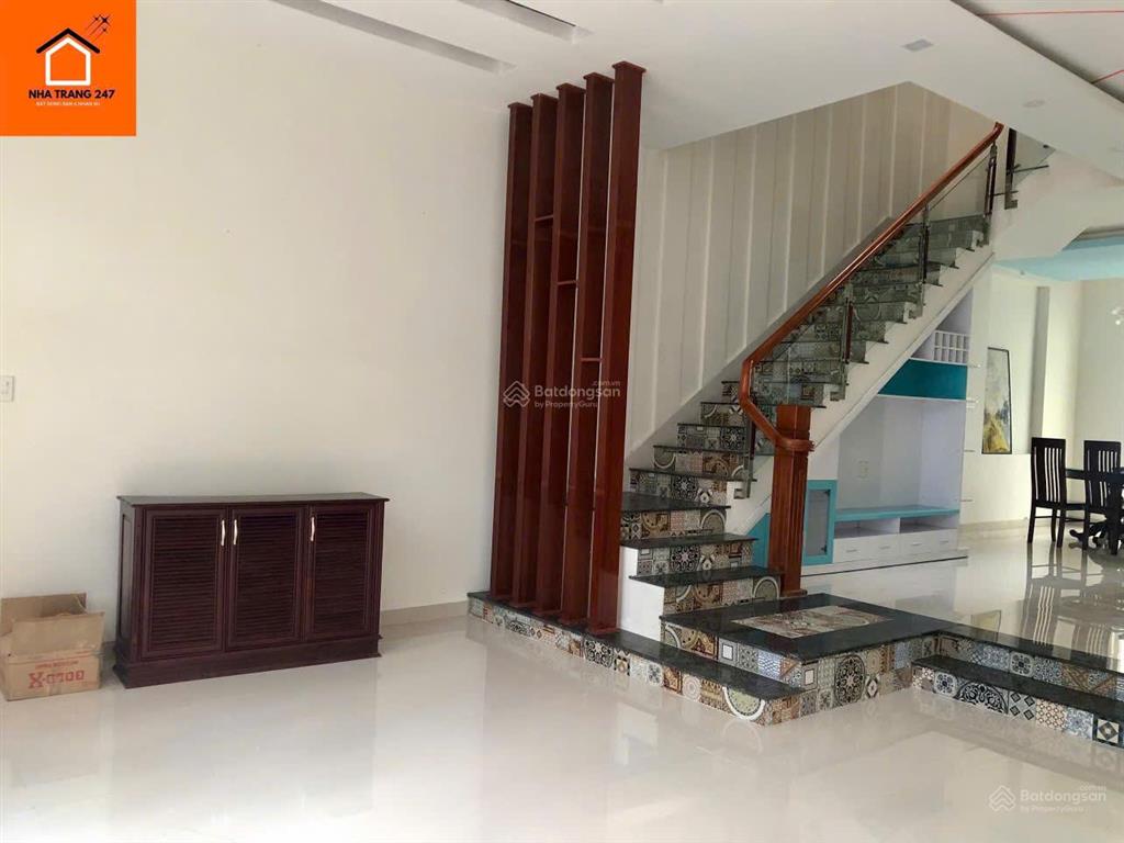 Cho thuê nhà nguyên căn full nội thất kđt vĩnh điềm trung, nha trang