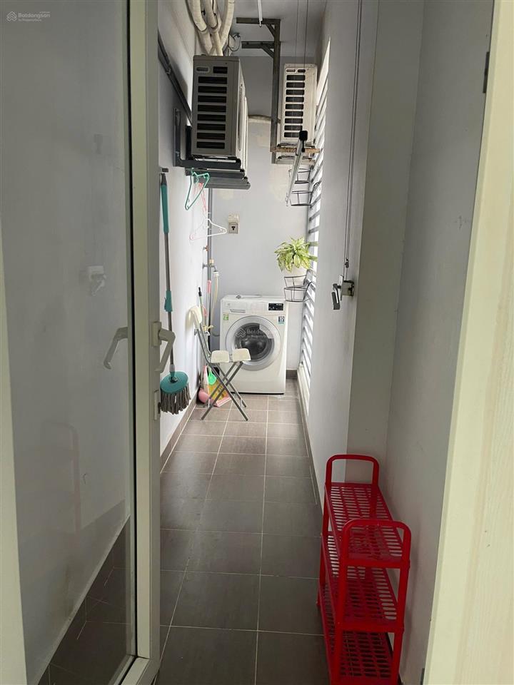 Căn hộ 2 phòng ngủ 1wc the park full nội thất đẹp 10 triệu