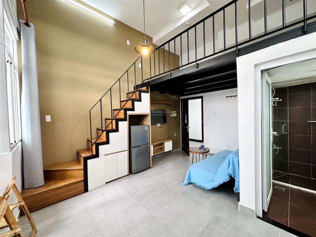 Căn hộ dịch vụ duplex  ban công mini  lý phục man quận 7 full nội thất giá rẻ