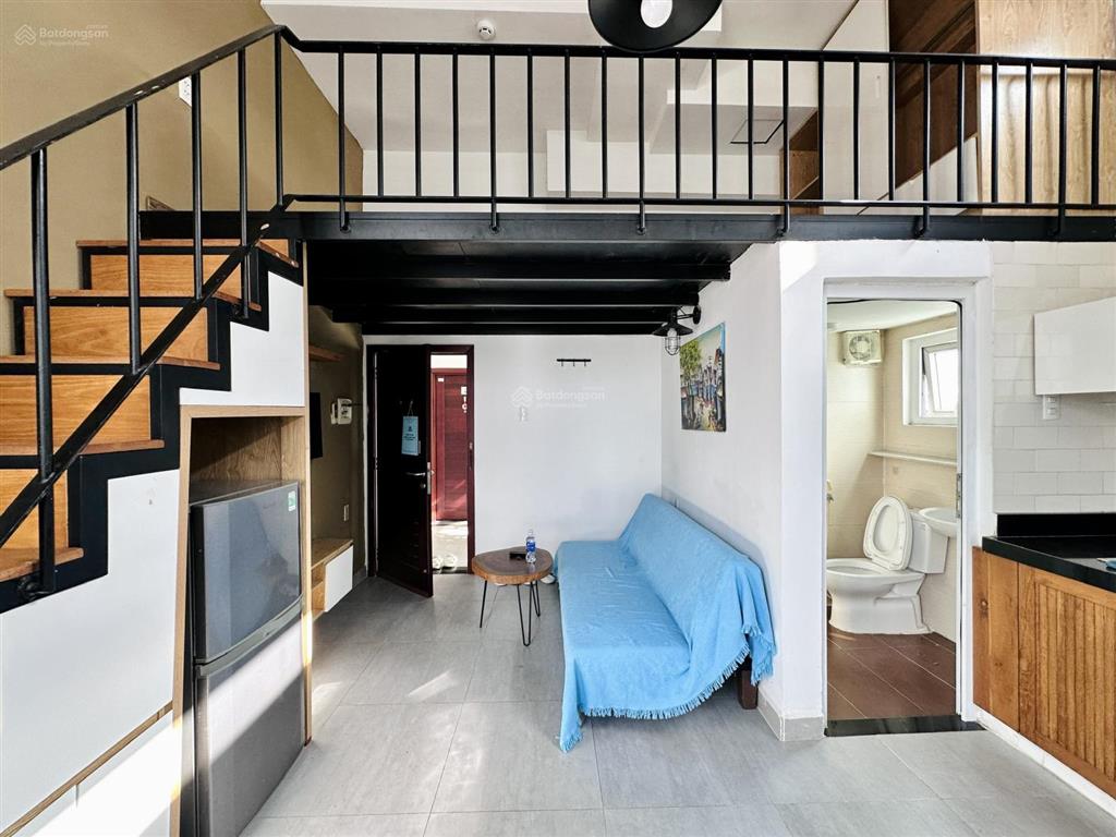 Căn hộ dịch vụ duplex  ban công mini  lý phục man quận 7 full nội thất giá rẻ