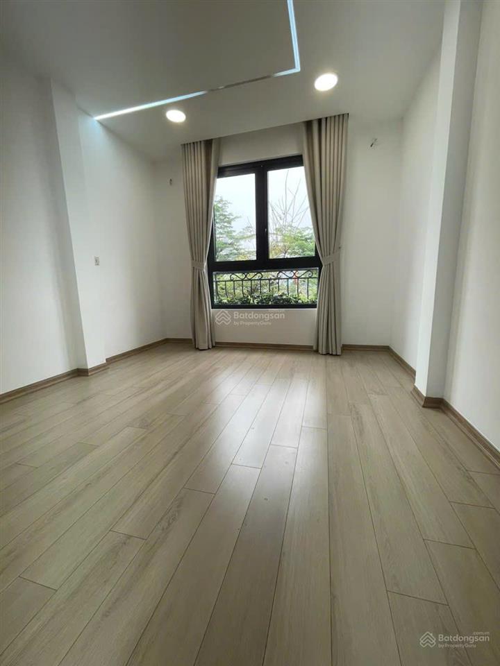 Chính chủ bán nhà 7 tầng mặt phố 258 đường bưởi ba đình cũ chỉ hơn 13 tỷ