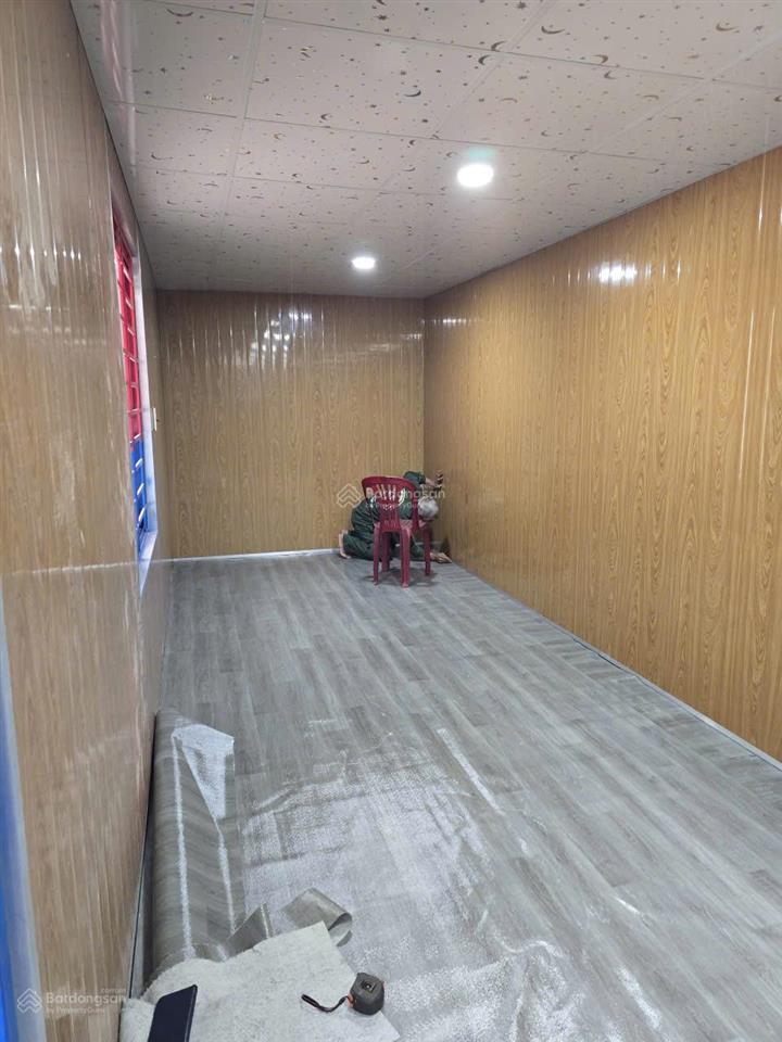 Cho thuê xưởng 700m2 tân bình dĩ an đường xe công có văn phòng và 3 pha