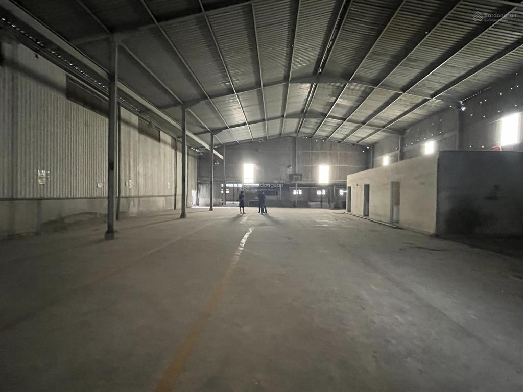 Cho thuê xưởng 500m² tân bình, dĩ an có 3 pha và sân xe tải