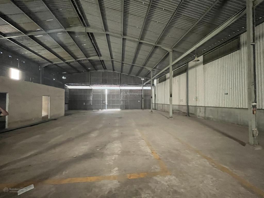 Cho thuê xưởng 500m² tân bình, dĩ an có 3 pha và sân xe tải