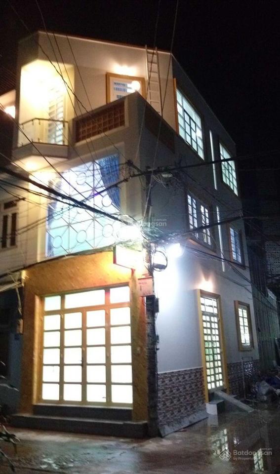 Bán nhà 2 mặt tiền đường thích hợp để ở và kinh doanh