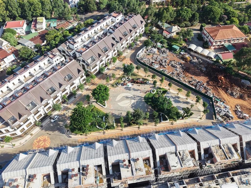 Biệt thự phố hoa viên vị trí đẹp eco palace