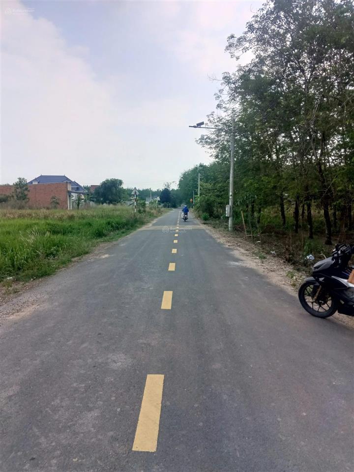 Bán đất mặt tiền dh519 nhựa lớn kinh doanh đa ngành nghề giá 680 triệu