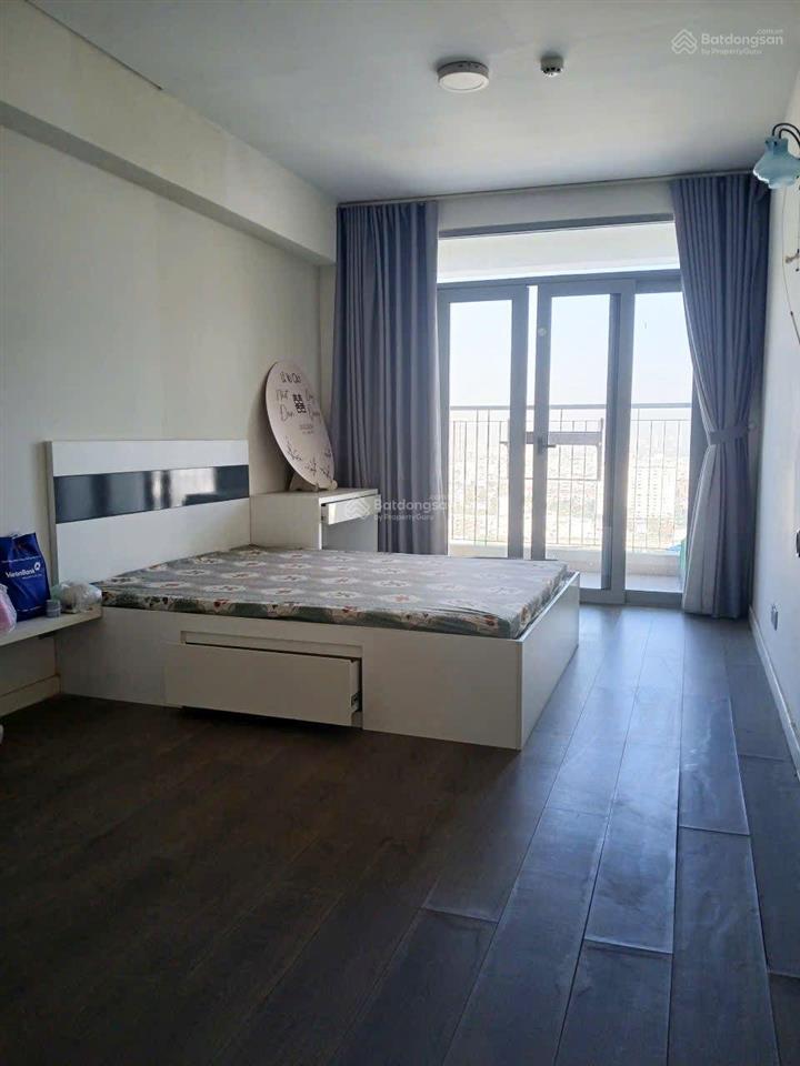 Bán căn góc 3pn  131m2, view landmark cực thoáng, sổ hồng cầm tay sẵn