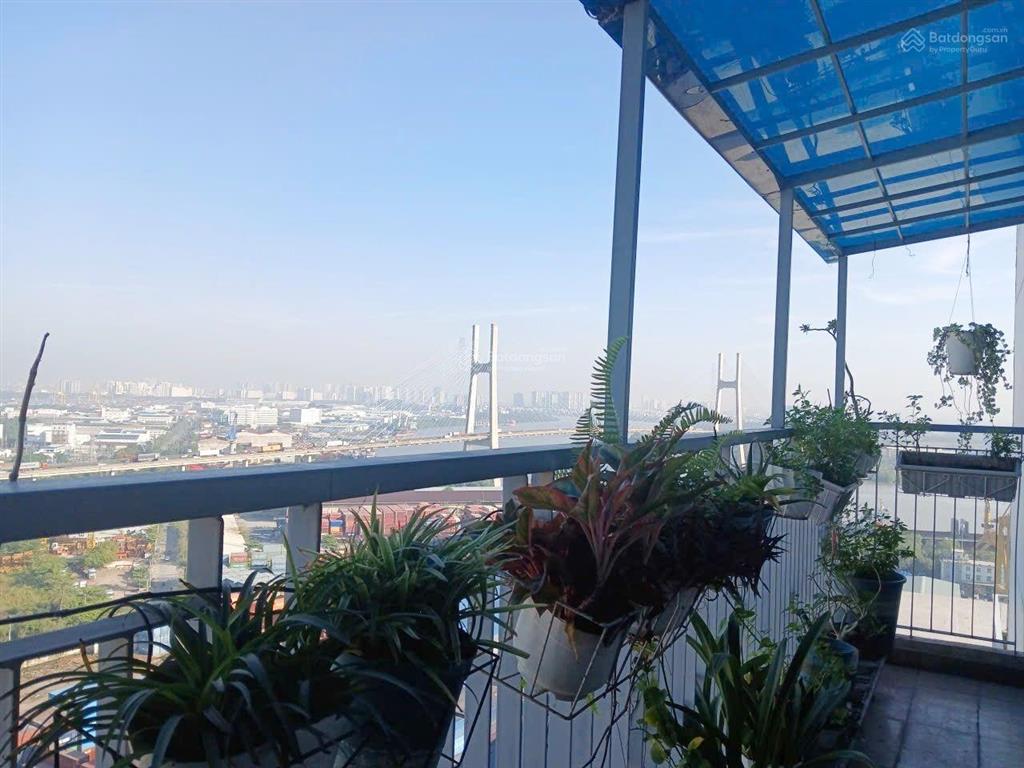 Bán căn góc 3pn  131m2, view landmark cực thoáng, sổ hồng cầm tay sẵn