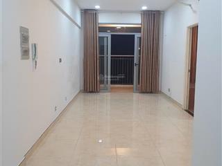 Cho thuê 2pn luxgarden, nhà trống có rèm, 8 triệu