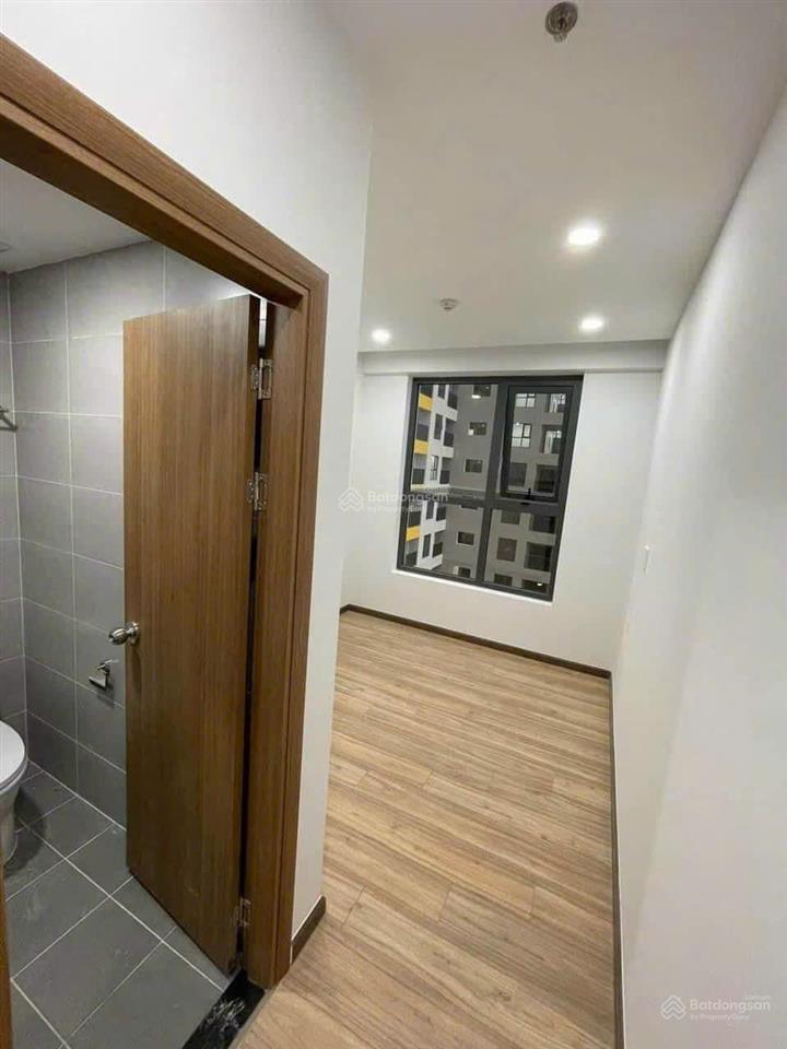 Cần bán căn 2pn, 51,33m2, bcons plaza, full nội thất, sổ sẵn, giá 2tỷ4, thương lượng