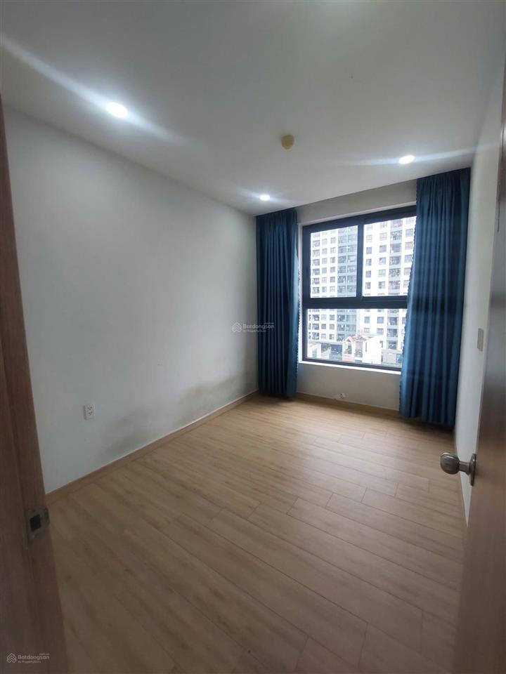 Bán căn góc 3pn bcons miền đông, sổ hồng sẵn