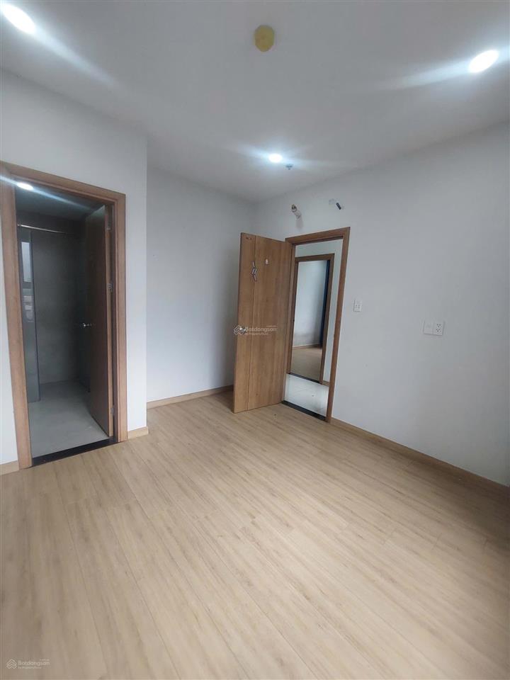 Bán căn góc 3pn bcons miền đông, sổ hồng sẵn