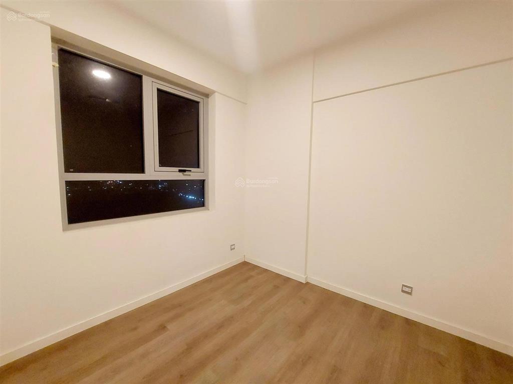 Chủ nhà thiện chí bán nhanh 2pn, view sông, sổ hồng có sẵn, 3tỷ3