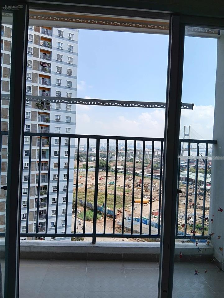 Cho thuê 1pn, jamonacity, q7, nhà trống có rèm, 8 triệu. ở liền