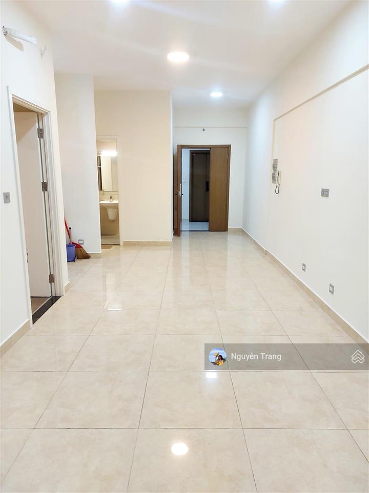 Bán gấp 2pn, 68m2, ban công rộng, view cầu phú mỹ, sổ hồng