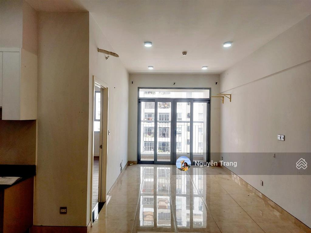 Bán căn hộ tầng 14, view hồ bơi, 69m², 3,5 tỷ, sổ hồng