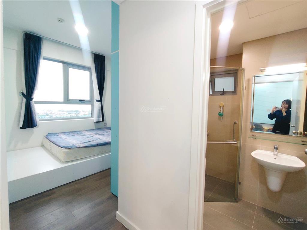 Căn góc 2pn 74m2, full nội thất, nhà mới đẹp, có sẵn, chung cư luxgarden q7