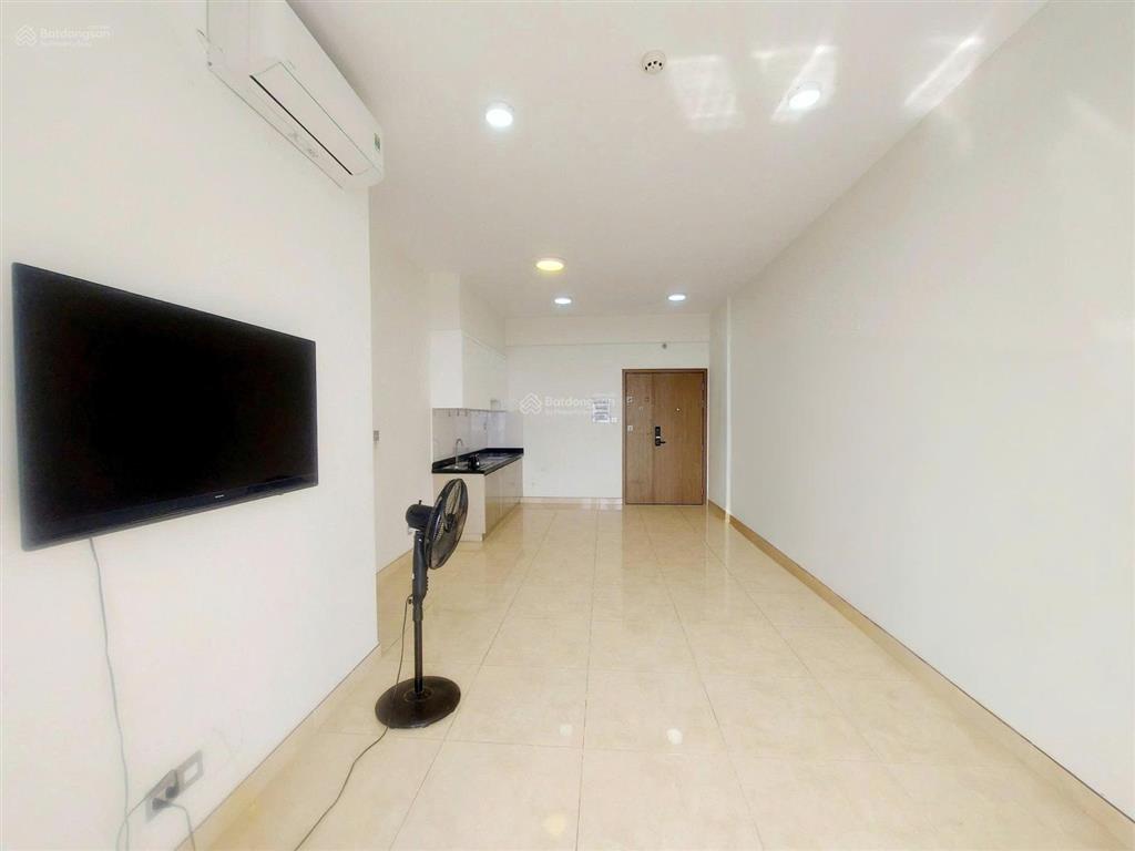 Bán căn 2pn luxgarden view sông, sổ hồng, tầng trung đẹp, giá thương lượng