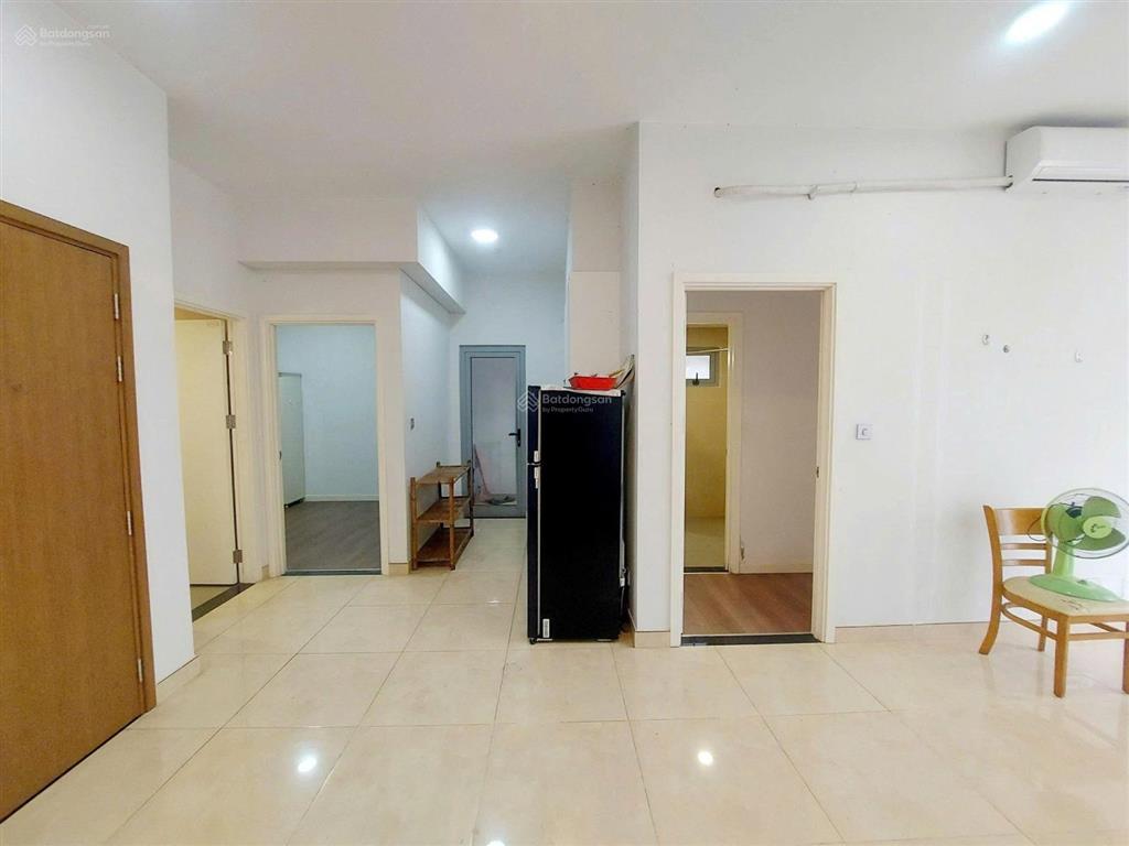 Cho thuê giá rẻ, 2pn, 69m2, luxgarden q7, có nội thất cơ bản, 9 triệu