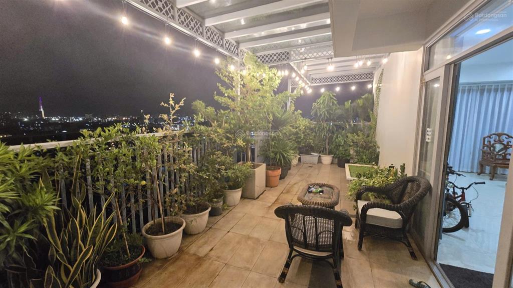 Penthouse luxgarden 3pn 152m2, sổ hồng riêng