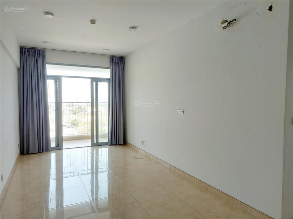 Kẹt tiền ra gấp  chung cư luxgarden q7, sổ hồng riêng sang tên liền