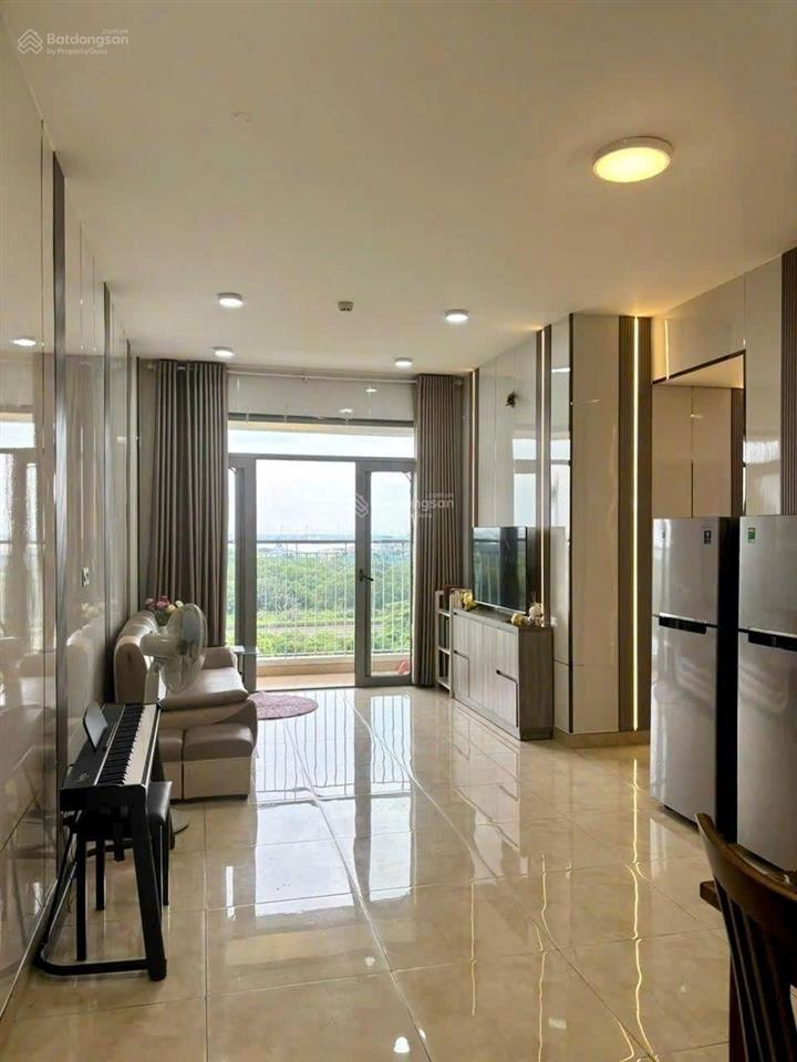 Kẹt tiền ra gấp  chung cư luxgarden q7, sổ hồng riêng sang tên liền