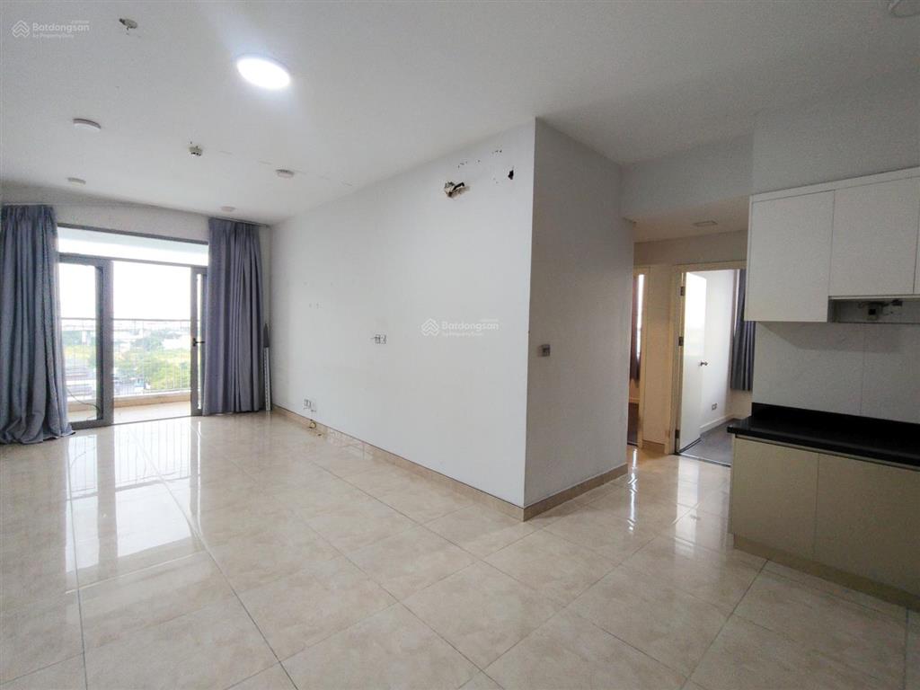 Cho thuê căn góc 3pn 84m2, luxgarden, nhà trống, 9tr5/th
