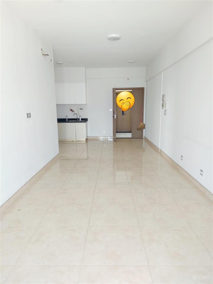 Cho thuê căn góc 3pn 84m2, luxgarden, nhà trống, 9tr5/th