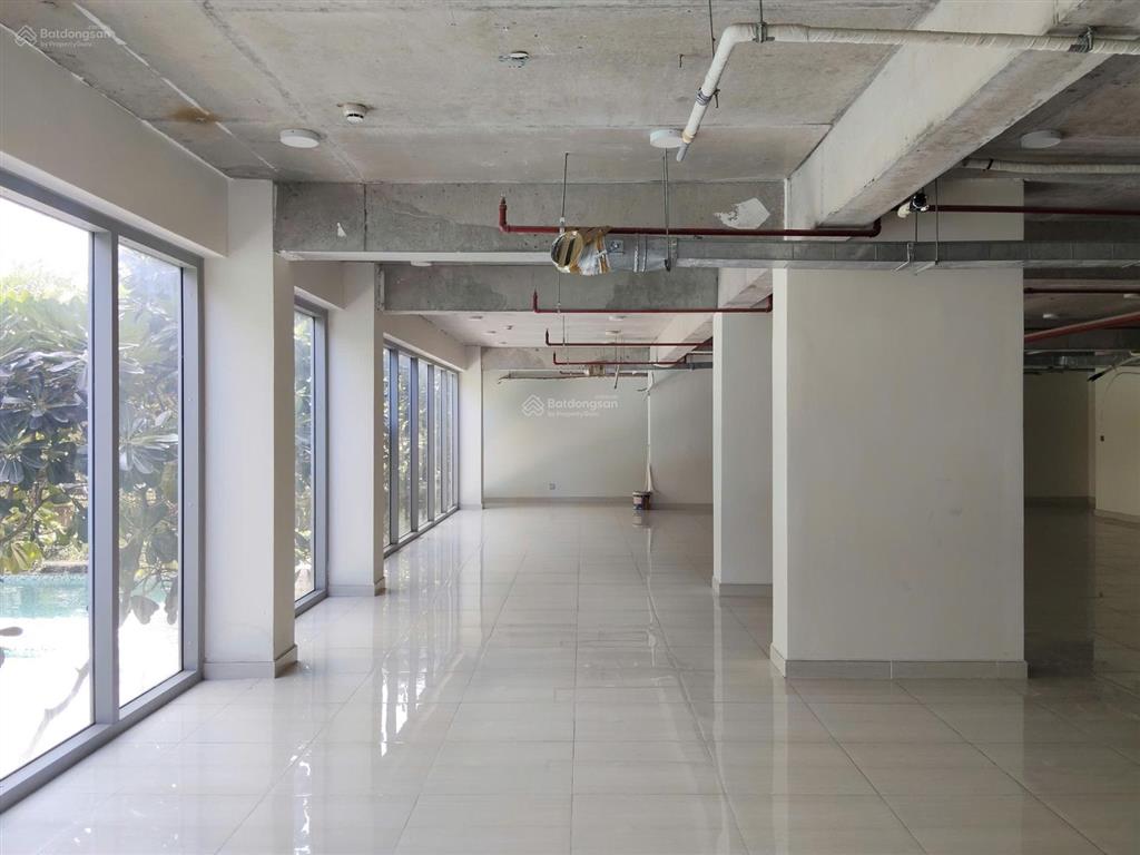 Shophouse luxgarden q7, 252m2, 25 triệu/tháng, như hình