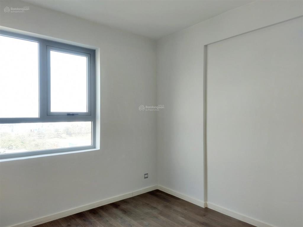 Bán căn góc 3pn, 84m2, nhà trống, sổ hồng sẵn, view landmark