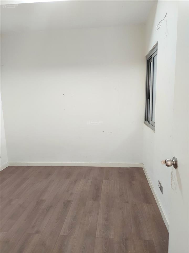Kẹt tiền cần bán gấp 2pn, 68m2, nhà có nội thất, giá 3tỷ4