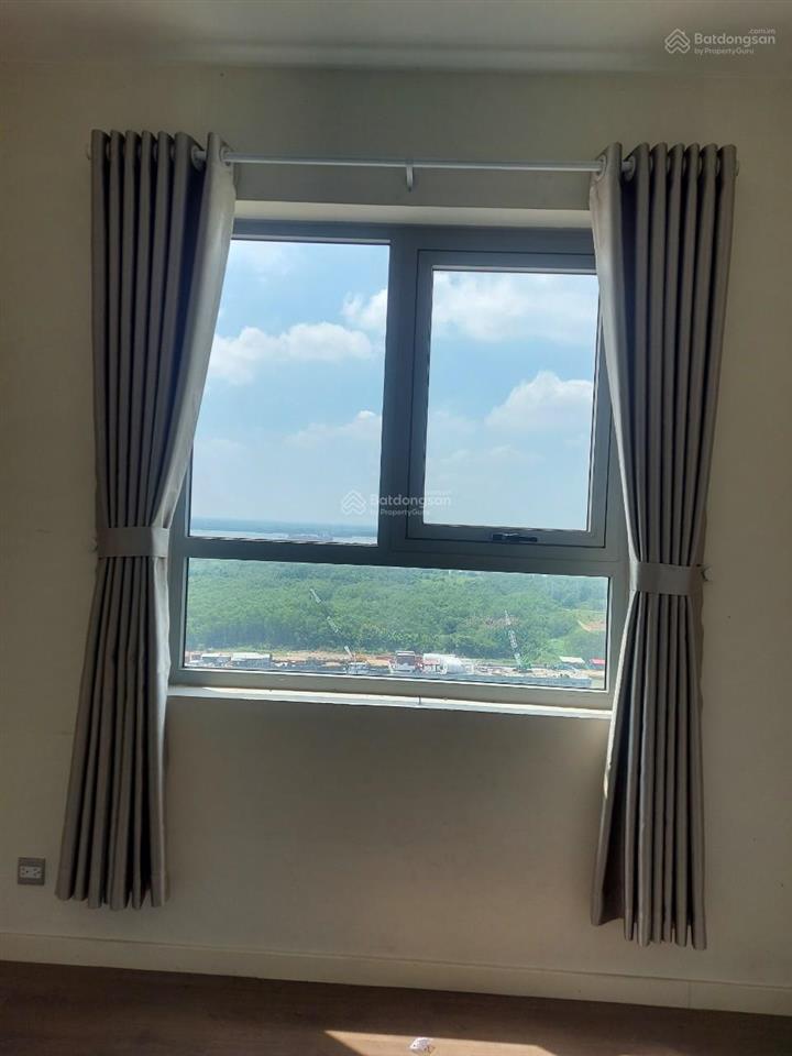 Kẹt tiền cần bán gấp 2pn, 68m2, nhà có nội thất, giá 3tỷ4