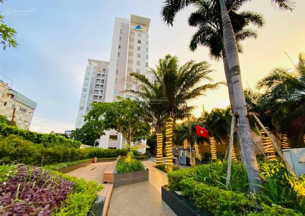 Bán căn góc 3pn 85m2 chung cư luxcity q7, có sổ hồng