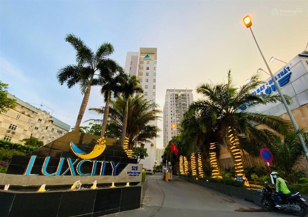 Bán căn góc 3pn 85m2 chung cư luxcity q7, có sổ hồng
