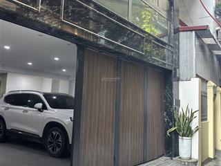 Yên lạc ô tô đỗ, mặt bằng thoáng rộng để xe tầng 1 thoải mái giá 10 tr, ưu tiên thuê dài hạn