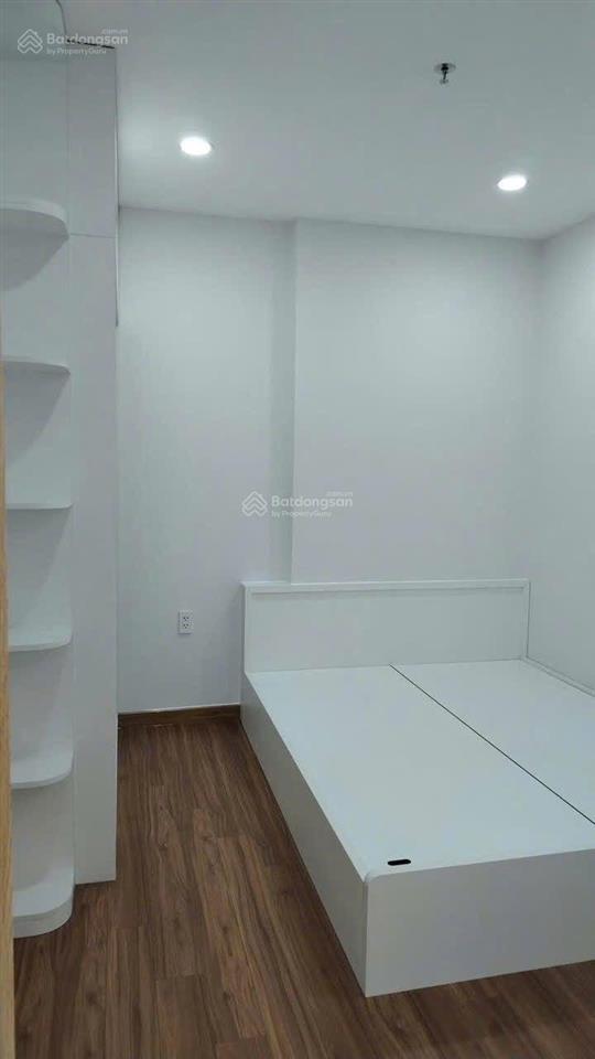 Cần bán căn hộ chung cư bcons bee loại 2pn 2wc full nội thất ngay làng đại học thủ đức giá 2ty250