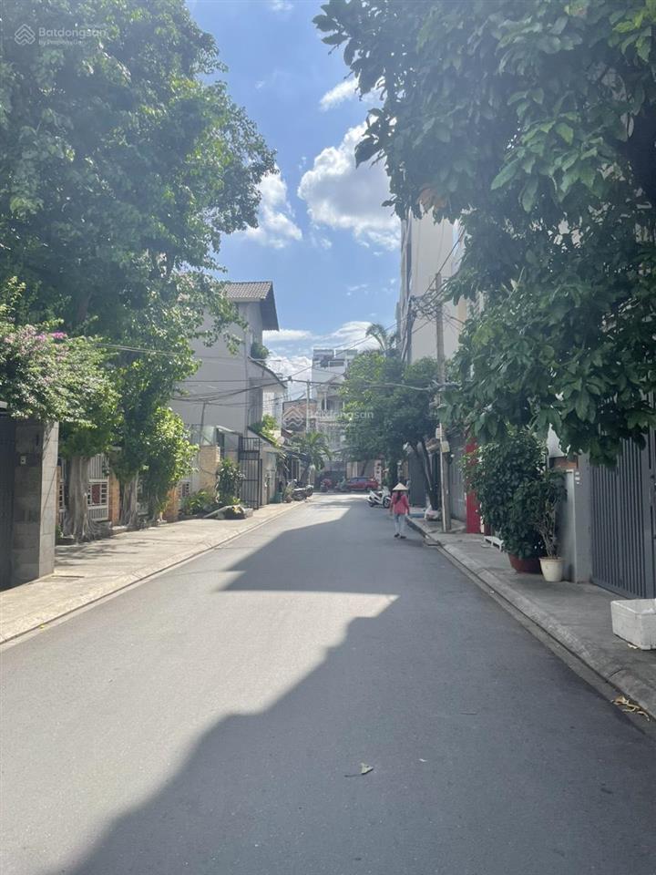 Bán biệt thự 8 x 23m, hxh lê văn sỹ, p.10, phú nhuận,3 lầu mới, giá 36 tỷ