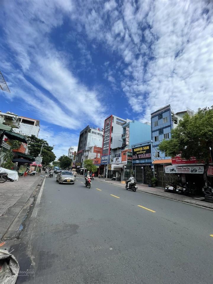 4,6 x 24m, bán nhà 3 tầng mt hồng hà, p. 2, giá 20,5 tỷ (tặng gpxd hầm + 5 tầng)
