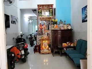 Nhà 4 tầng mặt tiền đường Đào Cam Mộc P5Q8. Giá: 11 tỷ