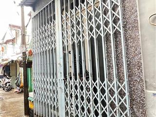 Cho thuê nhà 2 tầng a hẻm 141 đường Tám Danh P4Q8. Giá: 7 triệu/tháng