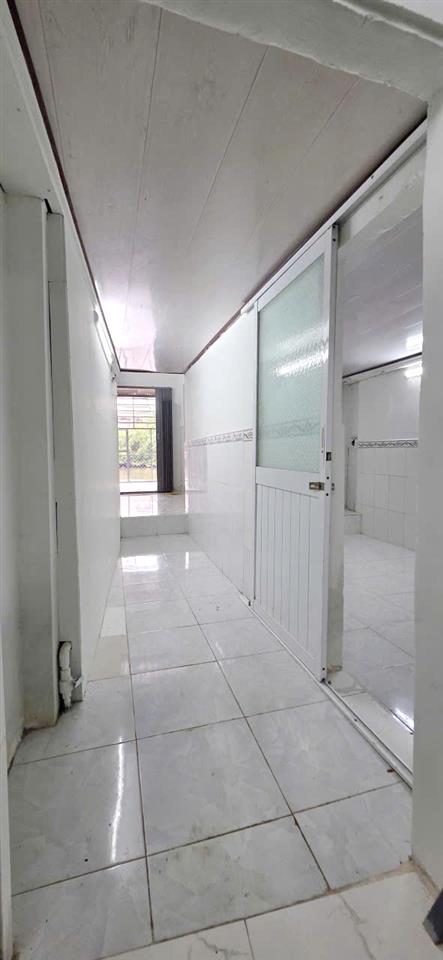 Nhà 2 tầng hẻm thông 1414 Phạm Thế Hiển P5Q8 . Giá: 2.4 tỷ