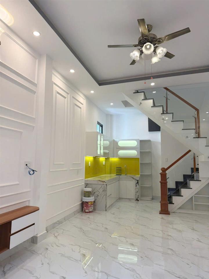 Nhà mới 2 mặt hẻm Làng Ốc Dương Bá Trạc P1Q8. Giá 5.27 tỷ