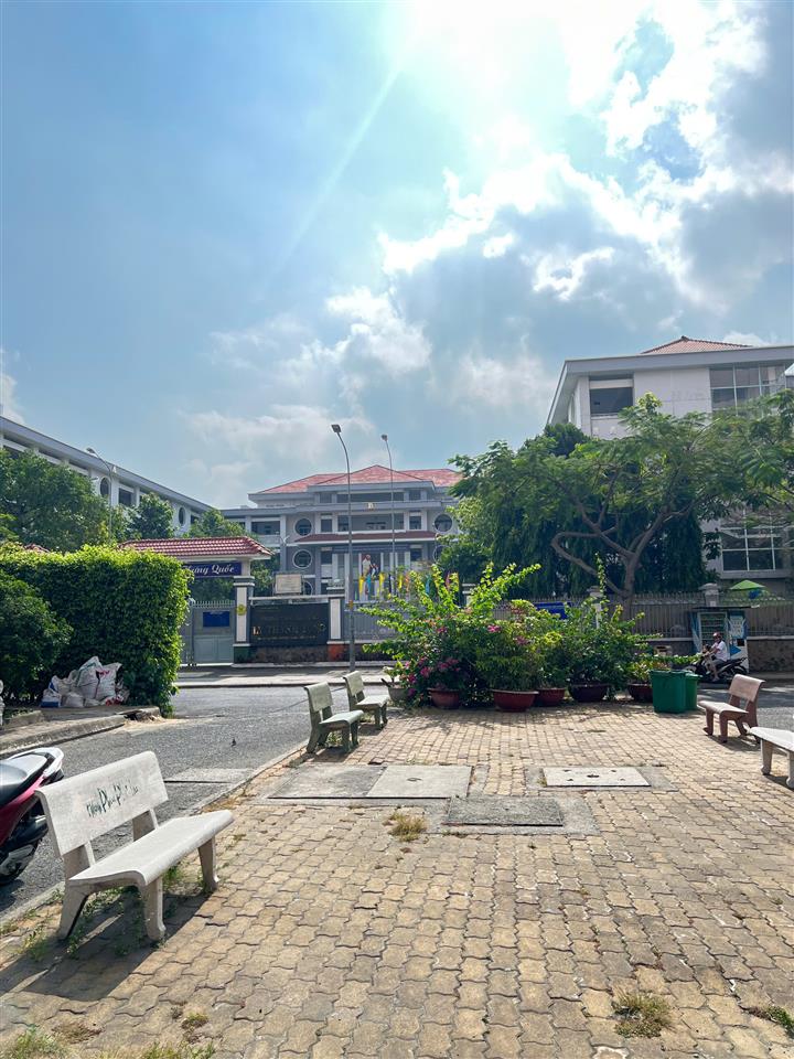 Căn hộ góc 62m2 tầng cao chung cư  view sông 481 Hưng Phú - Ba Đình P9Q8. Giá: 2.3 tỷ