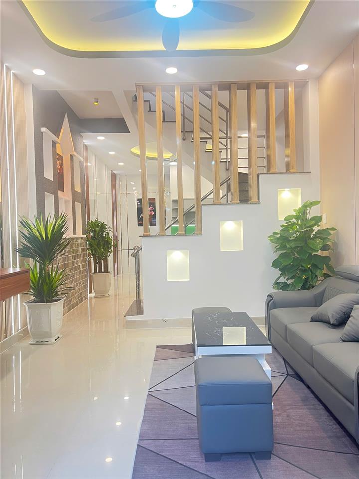 Nhà mới 4 tầng hẻm 154 đường Âu Dương Lân P. Chánh Hưng. Giá 7,5 tỷ TL