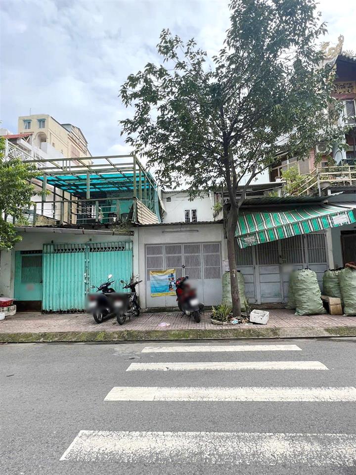 Bán 3 căn liền kề 12x18.5m mặt tiền Đào Cam Mộc P4Q8. Giá: 24 tỷ