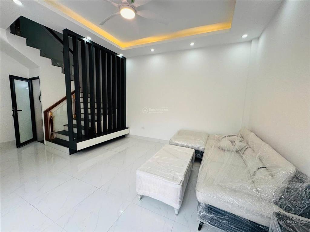 Bán nhà rẻ nhất dương nội 45m2 5 tầng, giá 7.25 tỷ, ngõ thẳng tắp, cách ô tô tránh 50m